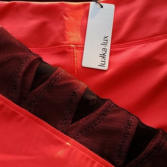 Lukka Lux Athletic Capri Size M Mesh Inserts NEW - Picture 4 of 7